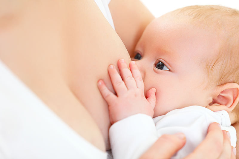 Breastfeeding is the Best Option to Feed Your Baby