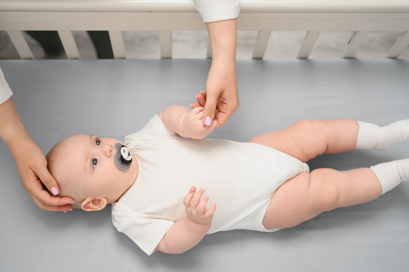 Pacifier Pros and Cons: The Great Pacifier Debate
